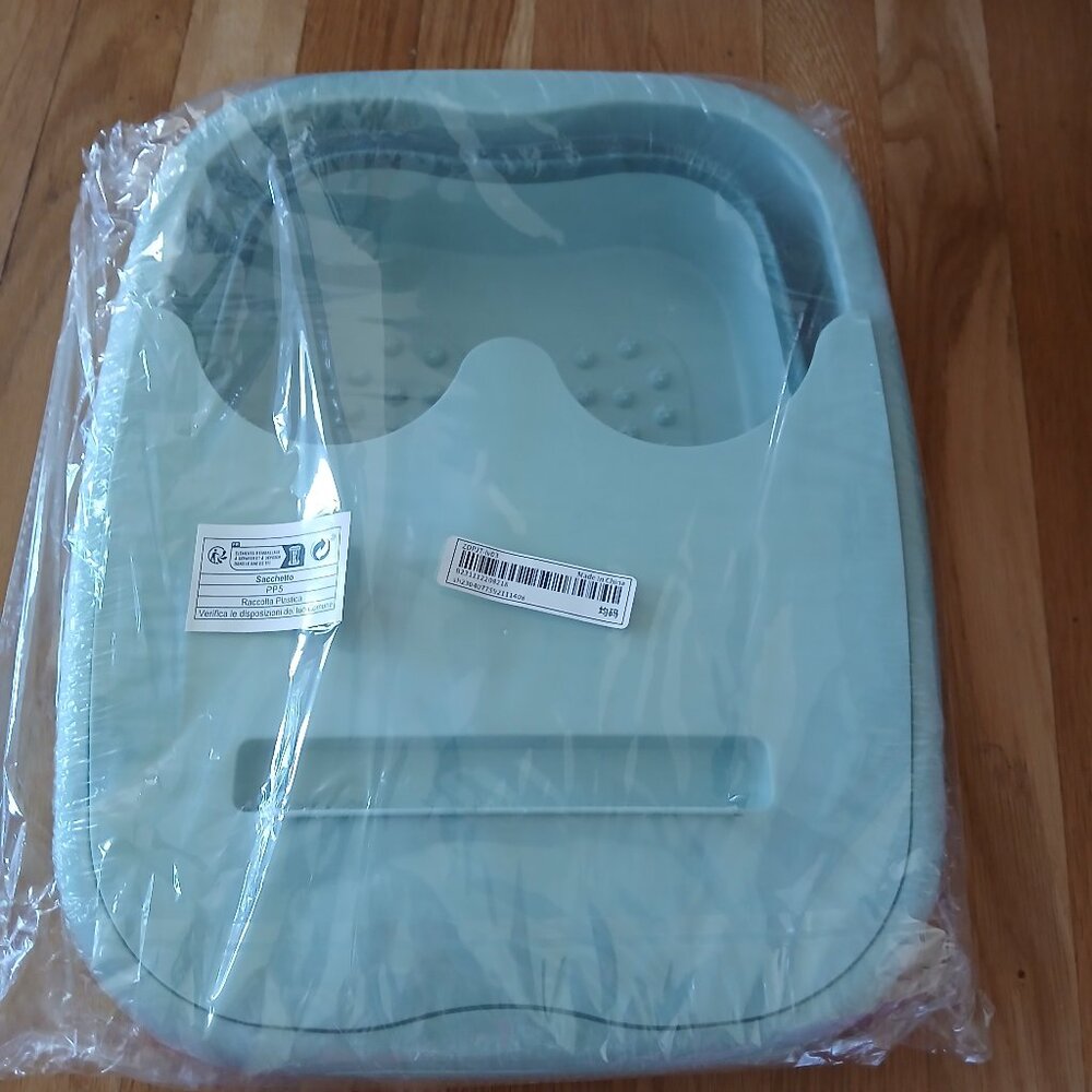 Fold-able Massage Foot Basin With Cover New